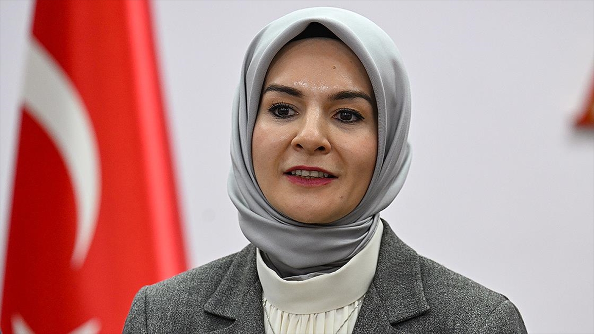 Aile ve Sosyal Hizmetler Bakanı Mahinur Özdemir Göktaş, "İlk defa