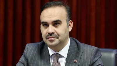  Sanayi ve Teknoloji Bakanı Kacır, "İniş yapılacak bölgedeki hava