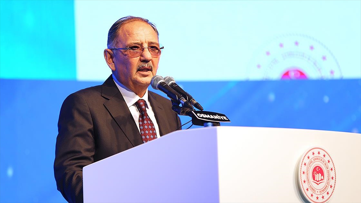 Çevre, Şehircilik ve İklim Değişikliği Bakanı Mehmet Özhaseki, "Şu anda