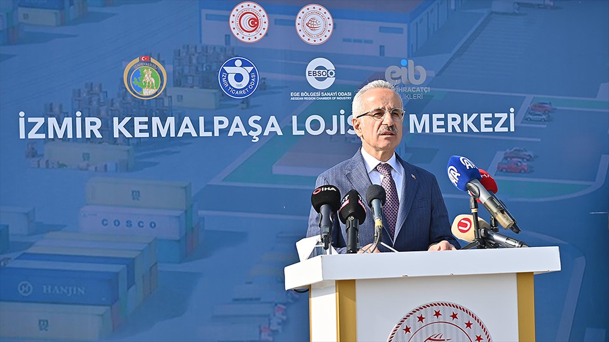 Ulaştırma ve Altyapı Bakanı Abdulkadir Uraloğlu, 2053 yılına kadar lojistik