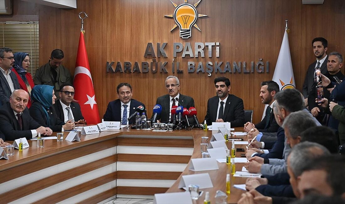 Ulaştırma ve Altyapı Bakanı Uraloğlu, Filyos Limanı'ndaki çalışmalara ilişkin, "2