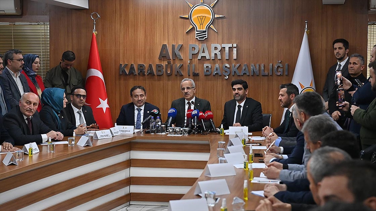 Ulaştırma ve Altyapı Bakanı Uraloğlu, Filyos Limanı'ndaki çalışmalara ilişkin, "2