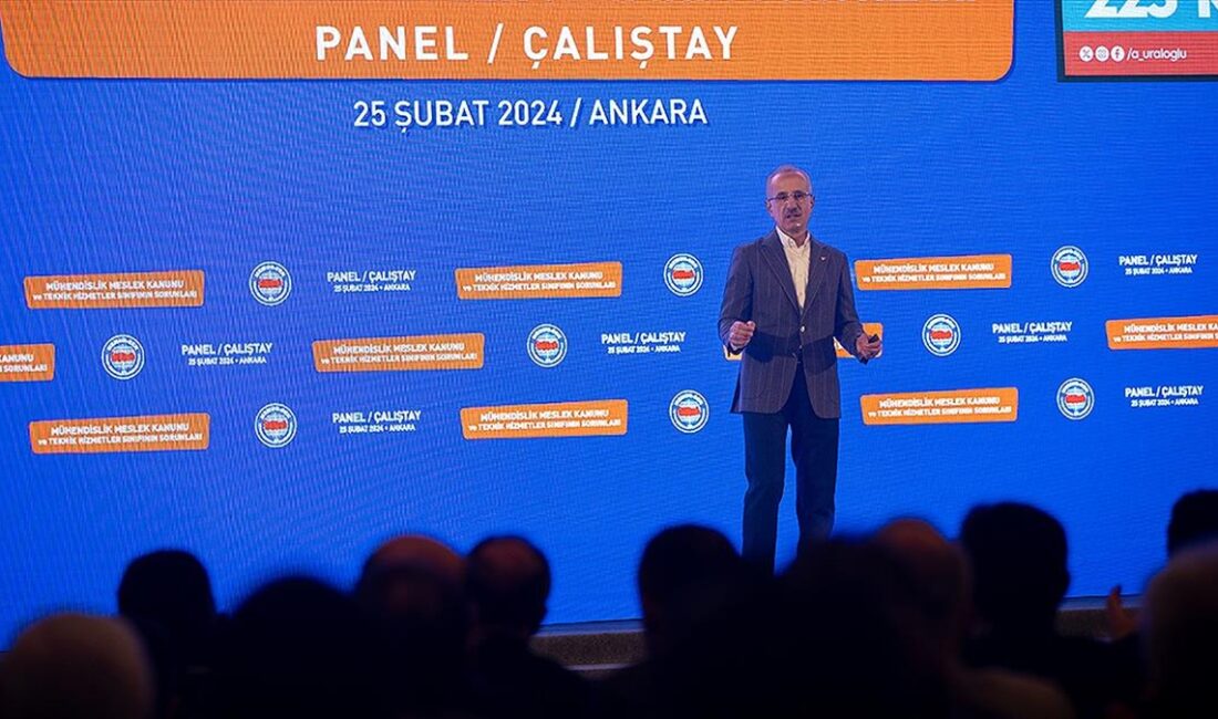 Ulaştırma ve Altyapı Bakanı Abdulkadir Uraloğlu, "Haberleşmede birinci etapta 5G'ye