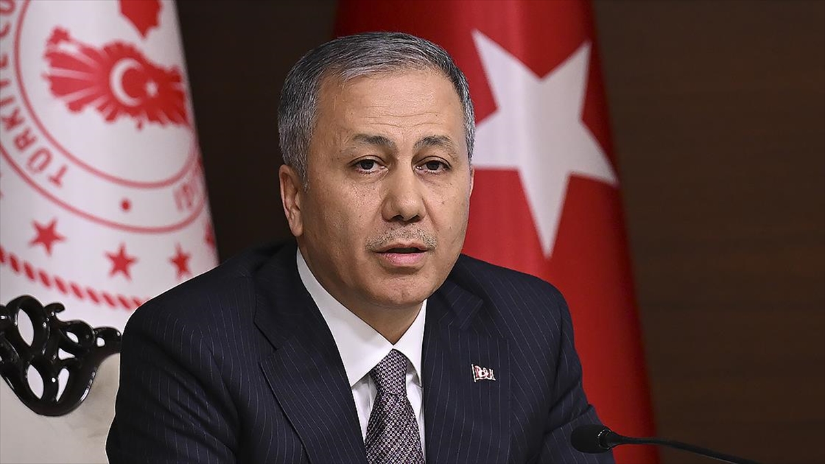 İçişleri Bakanı Ali Yerlikaya, Kahramanmaraş'ın Ekinözü ilçesi Kaymakamı Mesut Coşkun'un