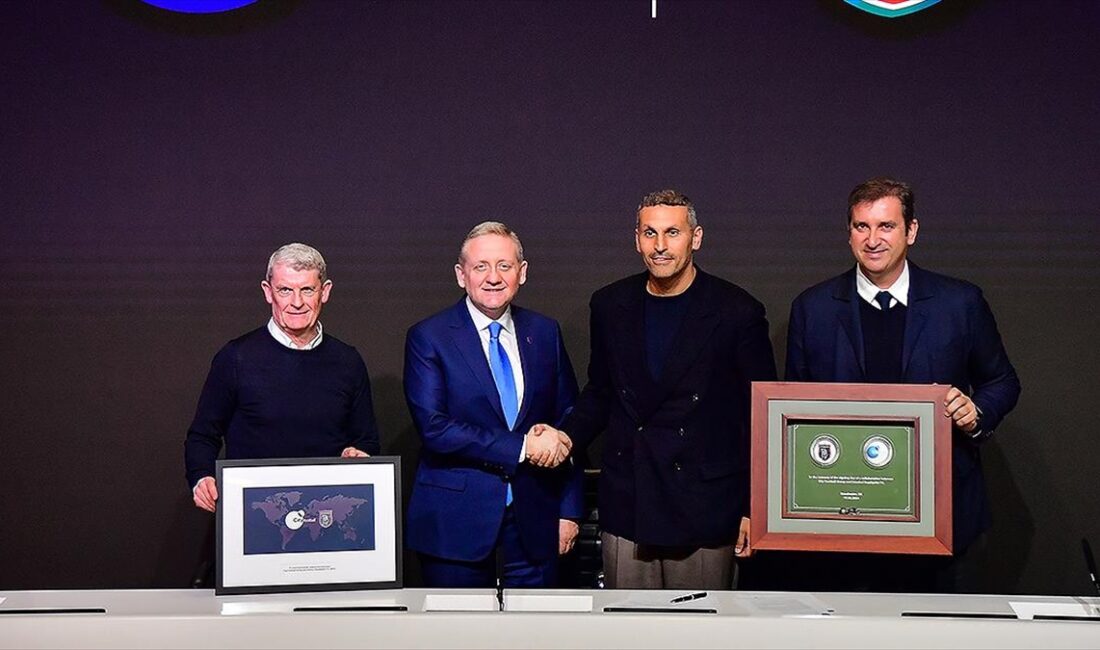 Başakşehir Futbol Kulübü, bünyesinde İngiltere Premier Lig ekiplerinden Manchester City'yi