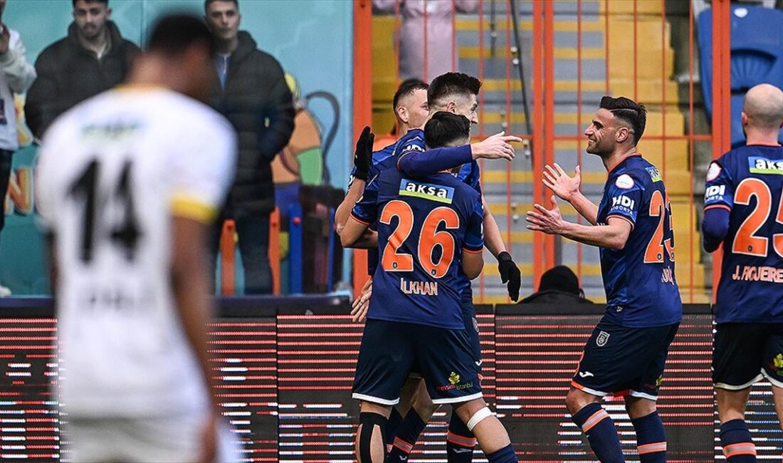 RAMS Başakşehir, Trendyol Süper Lig'in 24. haftasında konuk ettiği İstanbulspor'u