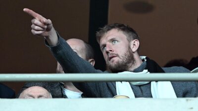 Beşiktaş, İngiltere 1. Futbol Ligi (Premier Lig) ekiplerinden Nottingham Forest'ın