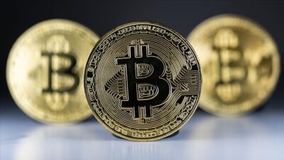 Kripto para birimi Bitcoin'in fiyatı 51 bin doların üzerine çıkarken,