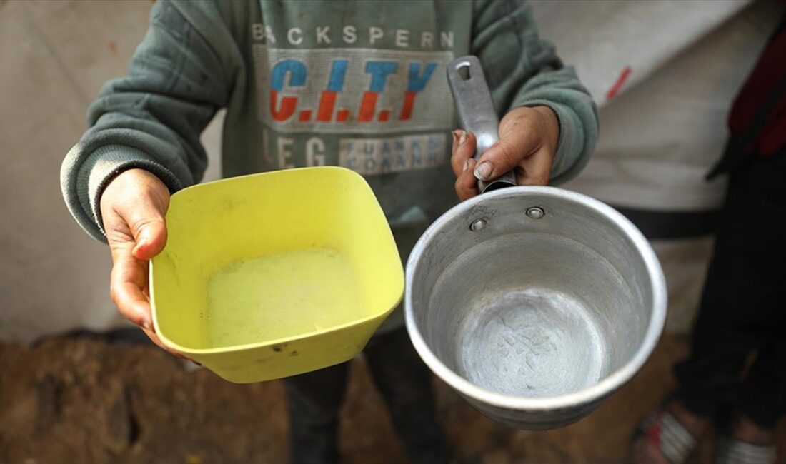Birleşmiş Milletler (BM) yetkilileri, Gazze'de tüm nüfusun gıda yardımına muhtaç