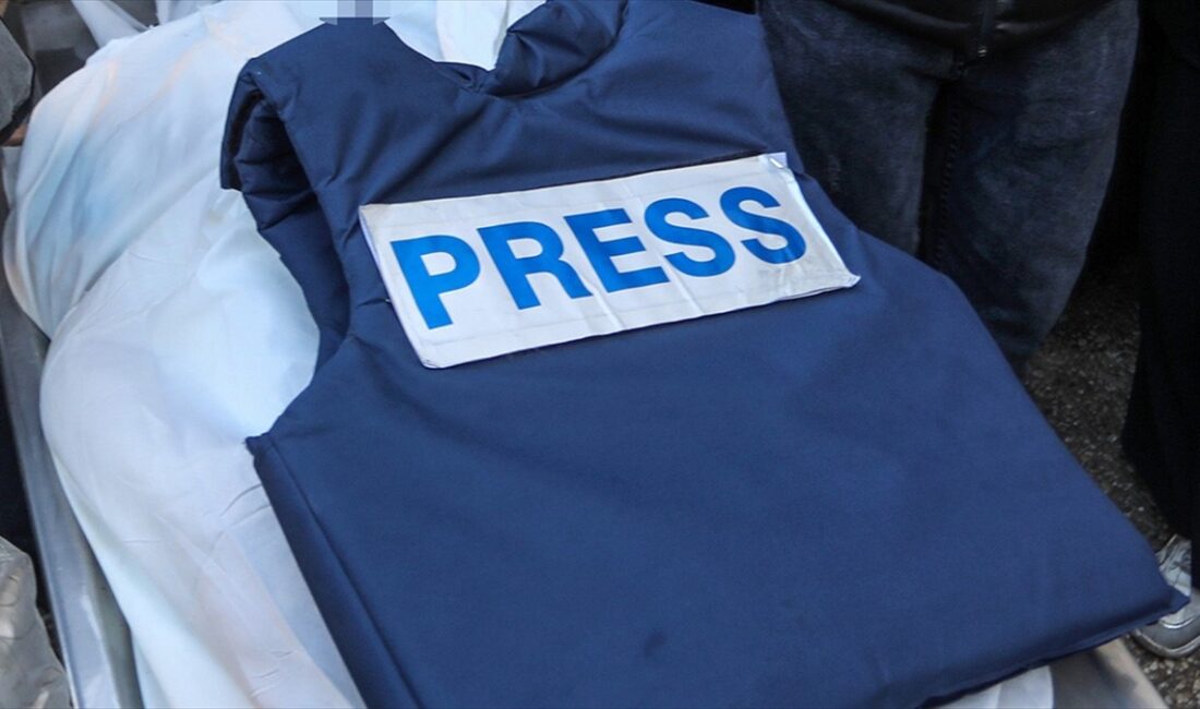 BM'den İsrail'in gazetecileri hedef almasına tepki Birleşmiş Milletler (BM), 7 Ekim'in ardından Gazze'de daha önce hiç