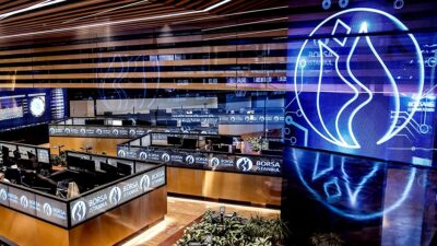 Borsa İstanbul'da BIST 100 endeksi, güne yüzde 0,39 yükselişle rekor