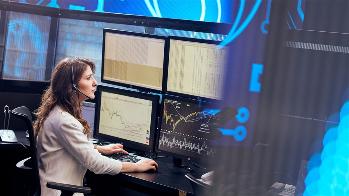 Borsa İstanbul'da BIST 100 endeksi, güne yüzde 0,16 yükselişle 9.361,76