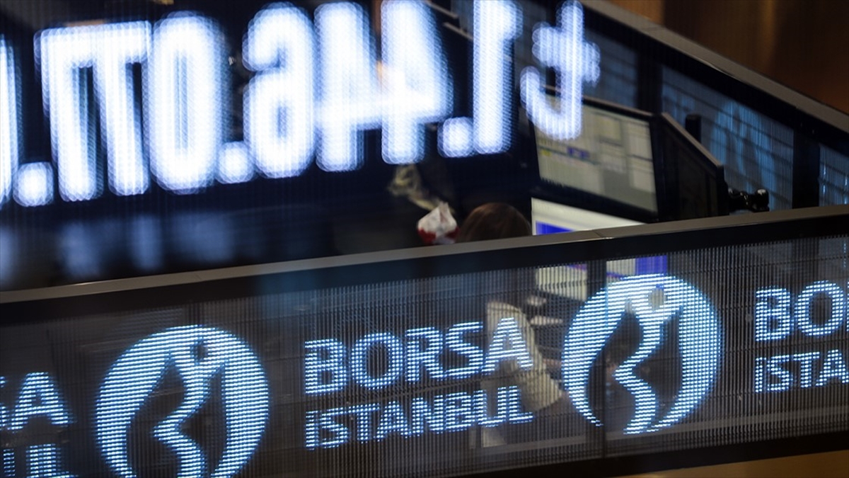 Borsa İstanbul'da BIST 100 endeksi, güne yüzde 0,51 yükselişle 9.359,58
