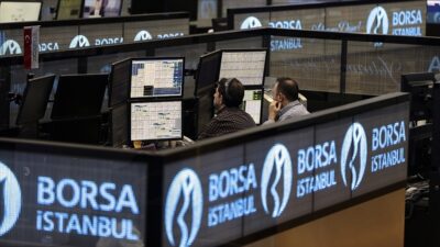 Borsa İstanbul'da BIST 100 endeksi, günün ilk yarısında 9.016,02 puanla