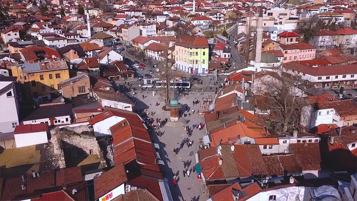 Bosna Hersek'in başkenti Saraybosna'daki Osmanlı mirası tarihi Başçarşı'daki Sebil çeşmesinin