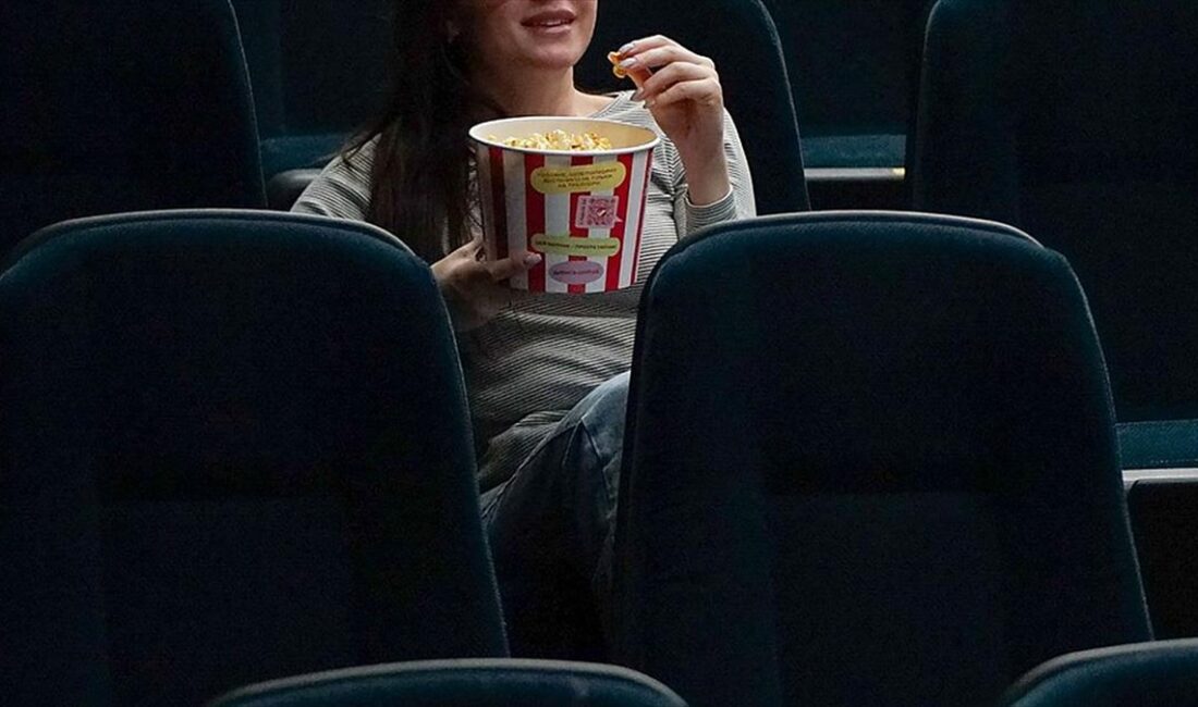 Yerli filmler "Sadık Ahmet", "Efsane", "Aşk Mevsimi", "Bars" ve "Öğretmenler