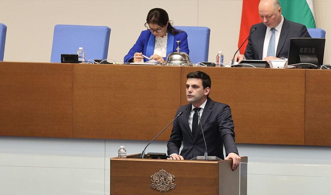 Bulgaristan Parlamentosu, vatandaşlık mevzuatında yaptığı düzenleme ile Bulgaristan vatandaşlığı almak