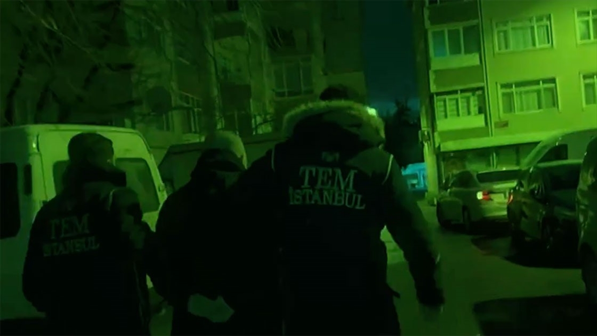 ANKARA (AA) – Yerlikaya, sosyal medya hesabından, aranan şahıslara yönelik