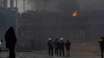Çiftçiler, Avrupa Birliği (AB) kurumları önünde yüksek maliyetler, yetersiz desteklemeler,
