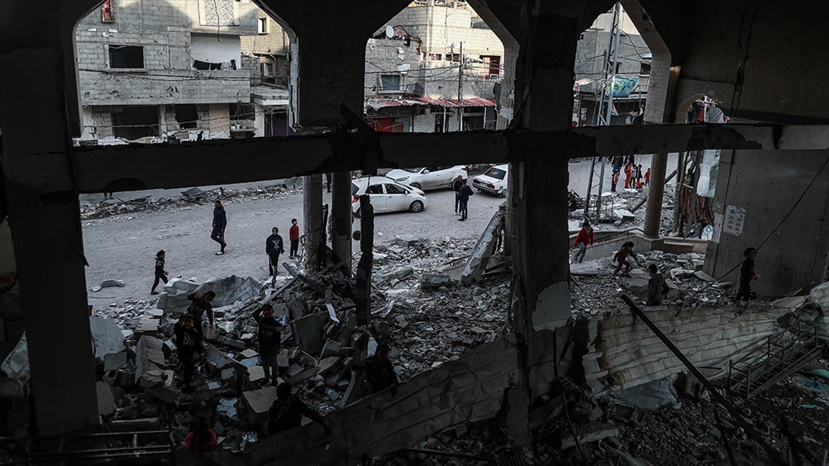 Çin, İsrail'e Gazze Şeridi'nin güneyindeki Refah kentine yönelik askeri operasyonlarını