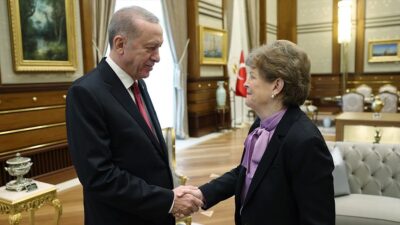 Cumhurbaşkanı Recep Tayyip Erdoğan, ABD'li Senatör Jeanne Shaheen'i kabul etti.