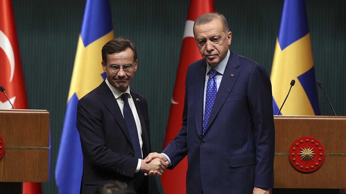 Cumhurbaşkanı Recep Tayyip Erdoğan, İsveç Başbakanı Ulf Kristersson ile telefon