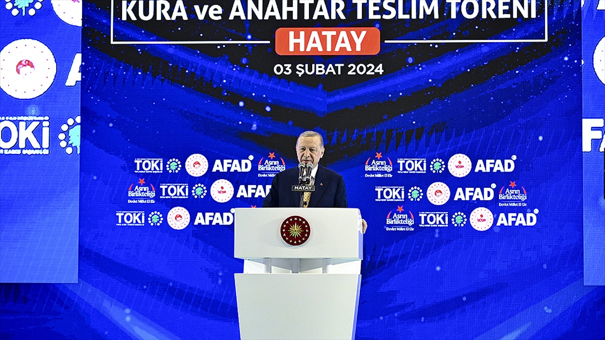 Cumhurbaşkanı Erdoğan, deprem bölgesine ilişkin, "İnşallah 2 ay içinde deprem