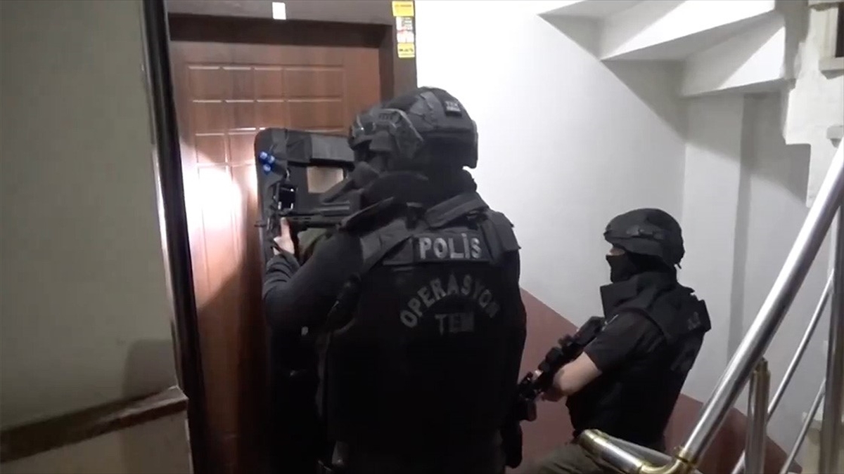 İçişleri Bakanı Ali Yerlikaya, terör örgütü DEAŞ'a yönelik İstanbul ve