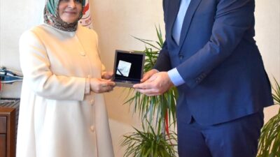 İSTANBUL (AA) – DeFacto, deprem bölgesindeki vatandaşların ve üreticilerin yaralarını