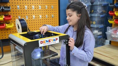 Türkiye'nin 81 ilinde yer alan 139 atölyede robotik ve kodlamadan