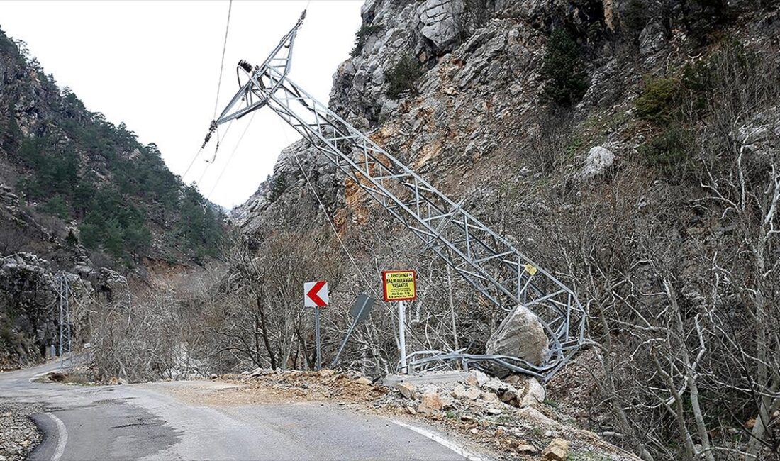 Hidroelektrik Sanayicileri Derneği Yönetim Kurulu Başkanı Güven, "Deprem bölgesinde enerji