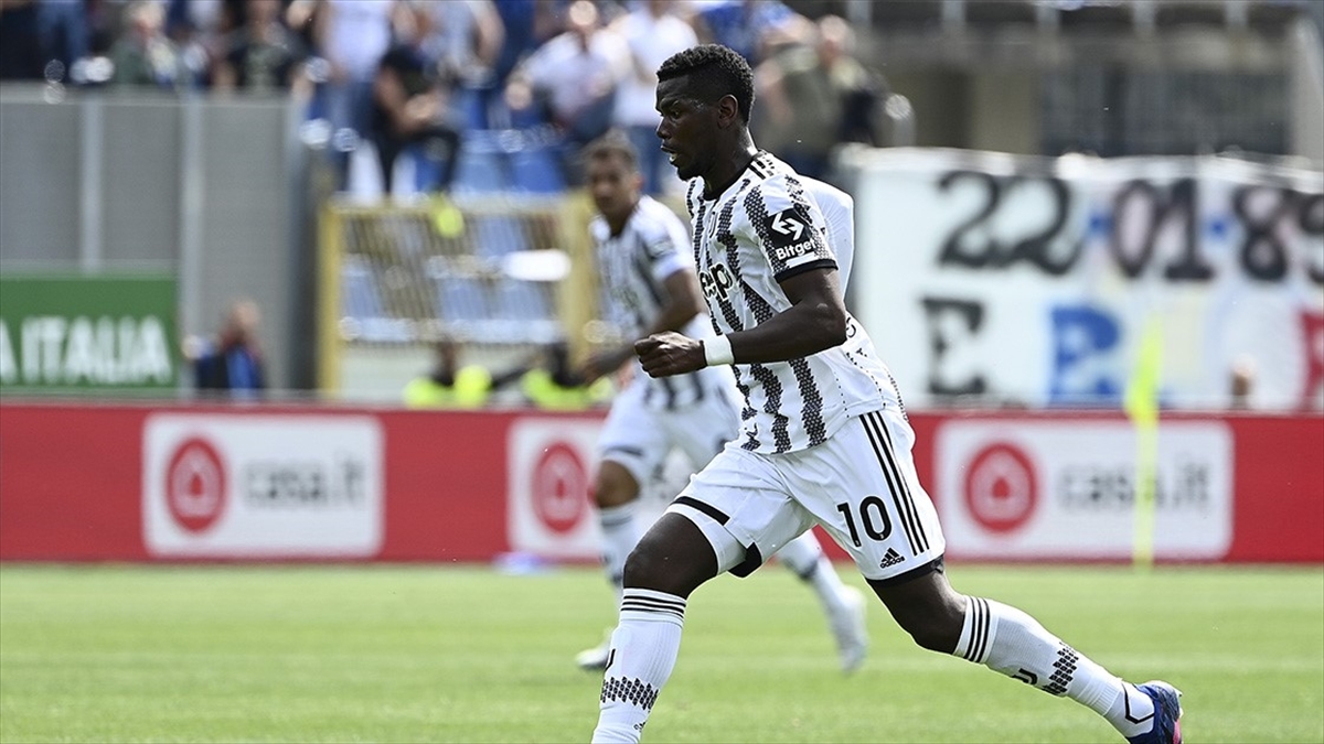 Doping testi pozitif çıkan İtalya ekibi Juventus'un Fransız futbolcusu Paul