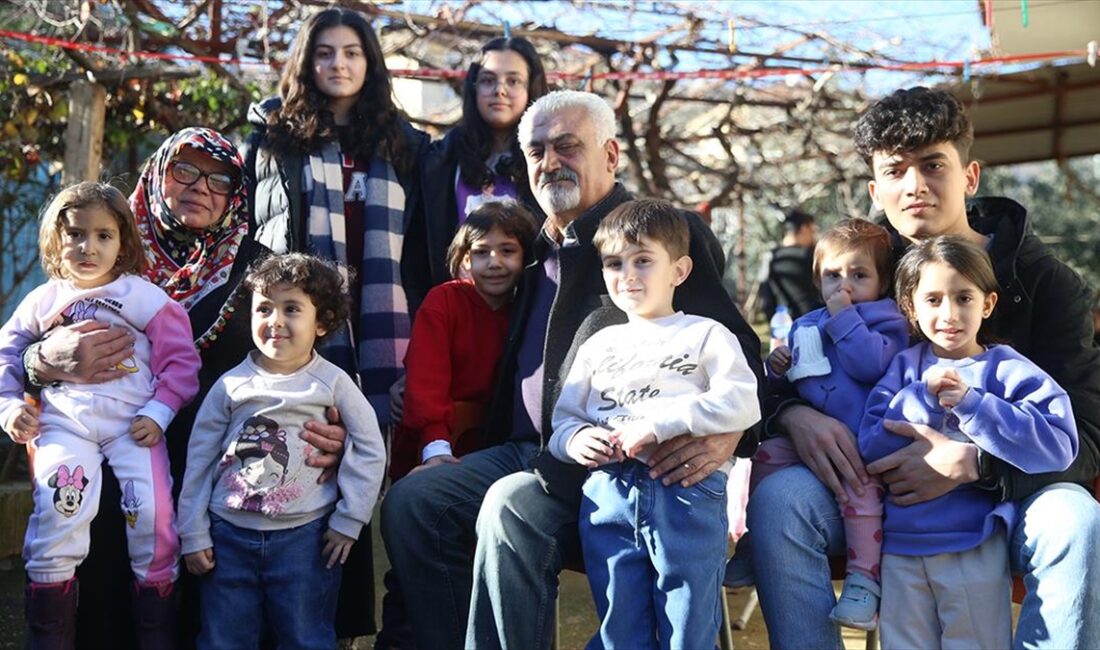 Kahramanmaraş'ta yaşayan Celal ve Yasemin Taşhan çifti ile 18 yaşındaki