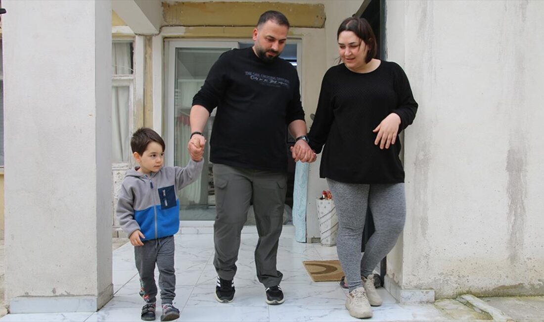 Hatay'da, depremlerde yıkılan evinin enkazından 48 saat sonra kurtarılan ve
