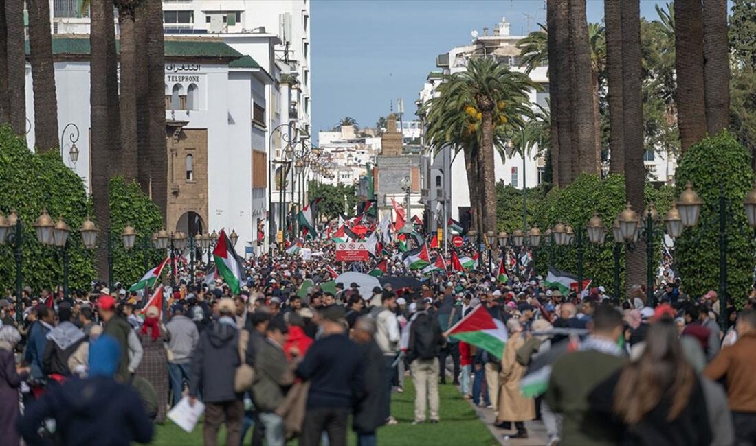 Fas'ın 50 kentinde, İsrail'in Gazze'deki saldırıları protesto edildi.