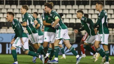 Teknik direktörlüğünü Fatih Terim'in yaptığı Panathinaikos, Yunanistan Kupası'nda PAOK'u eleyerek