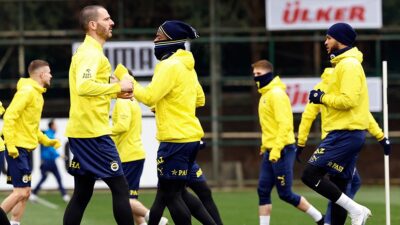 UEFA Avrupa Konferans Ligi son 16 turunda mücadele edecek Fenerbahçe,