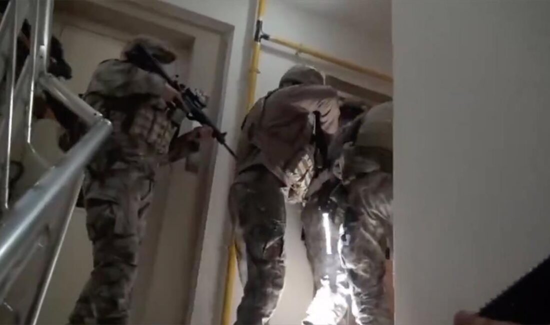 İçişleri Bakanı Ali Yerlikaya, FETÖ'ye yönelik 14 ildeki "Kıskaç-6" operasyonlarında