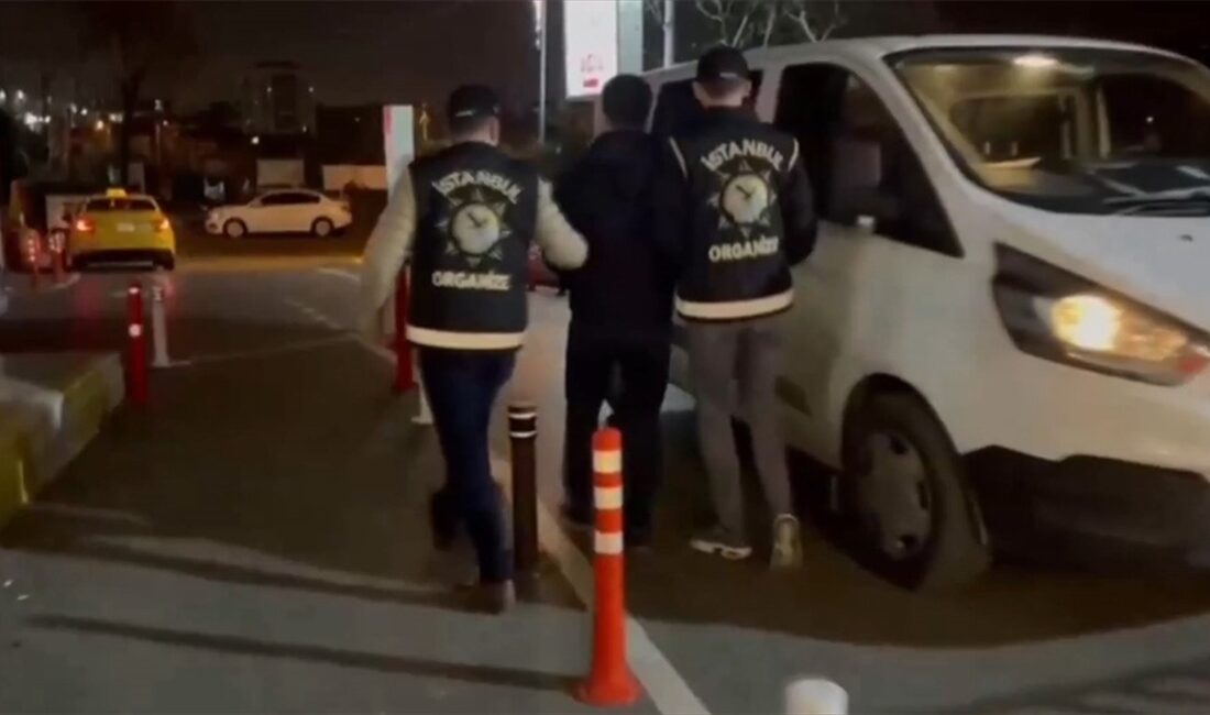 İçişleri Bakanı Ali Yerlikaya, 23 ilde FETÖ'ye yönelik gerçekleştirilen "Kıskaç-8"