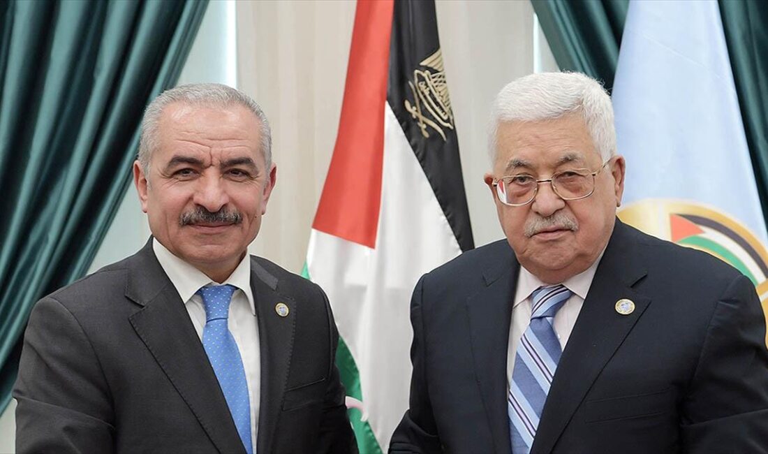 Abbas, istifasını sunan Iştiyye'den ve kabinedeki diğer bakanlardan yeni hükümet