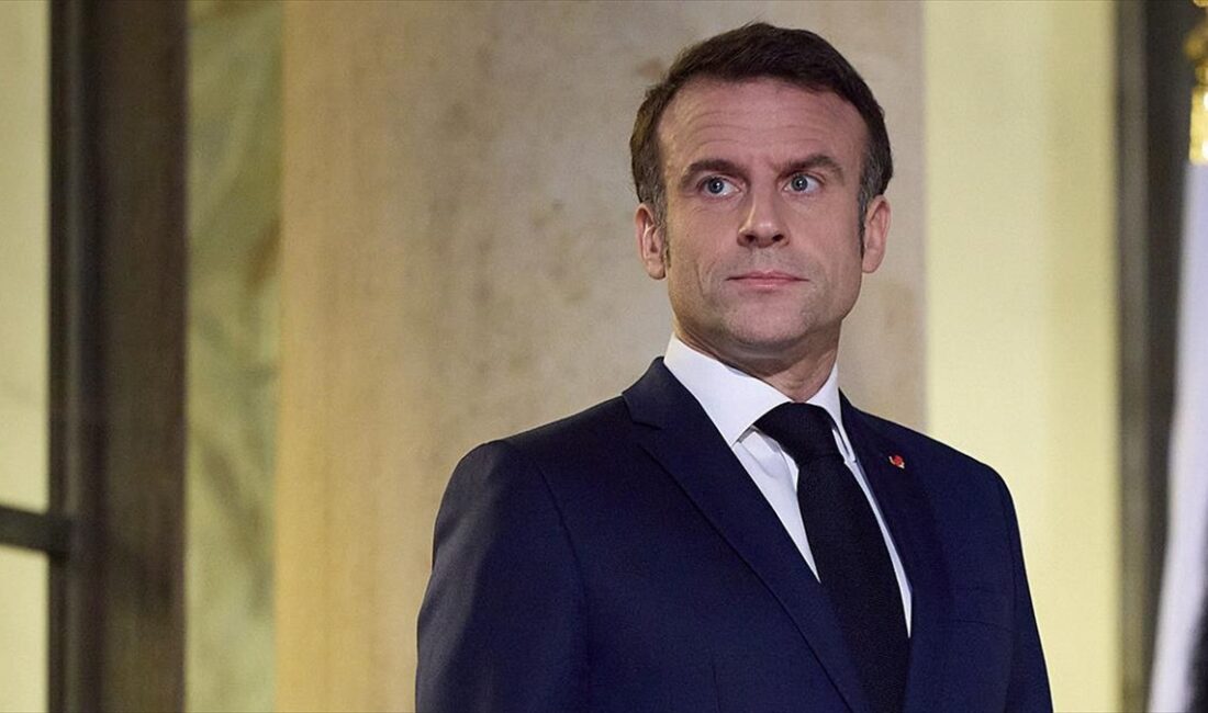 Fransa Cumhurbaşkanı Emmanuel Macron'un geleneksel Paris Uluslararası Tarım Fuarı'na katılmasıyla
