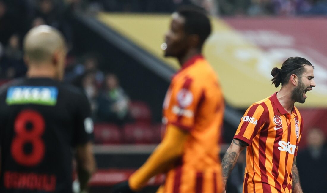 Galatasaray, Ziraat Türkiye Kupası çeyrek finalinde Fatih Karagümrük'e sahasında 2-0