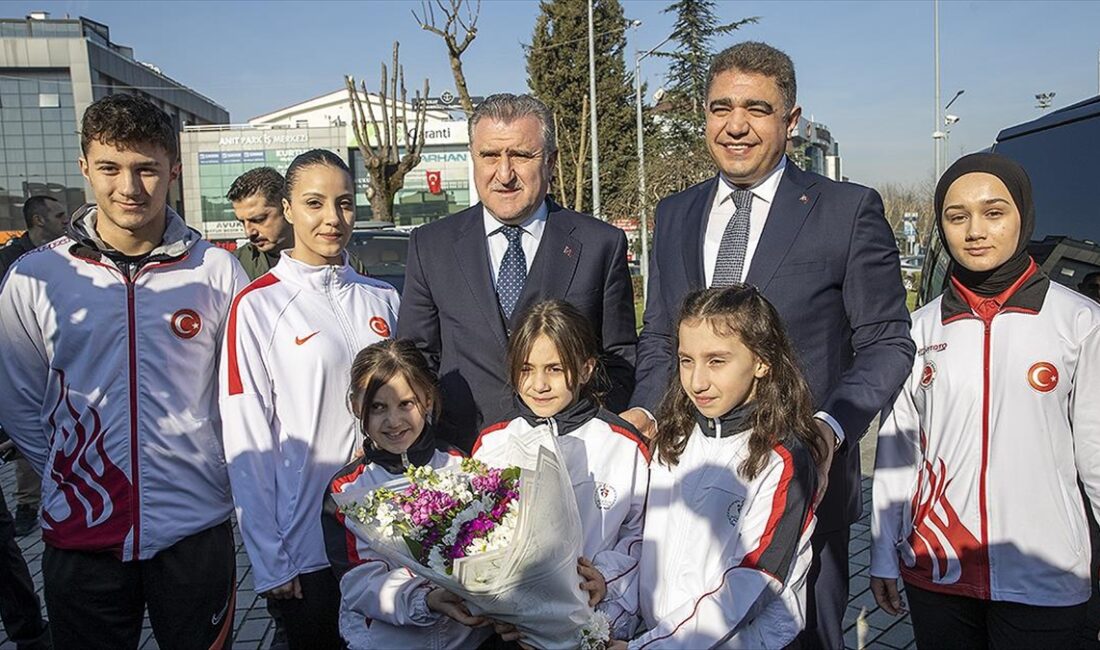 Gençlik ve Spor Bakanı Osman Aşkın Bak, "Gençlerimizin araştırmacı olmasını