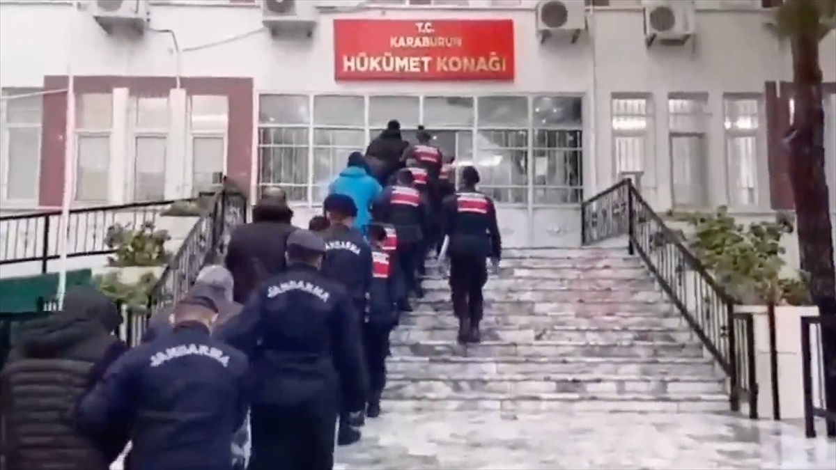 İçişleri Bakanı Ali Yerlikaya, göçmen kaçakçılığı organizatörlerine yönelik "Kalkan-11" operasyonunda