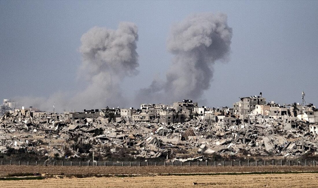Hamas heyeti, İsrail ile ateşkes görüşmelerini tamamlamak üzere Kahire'ye gitti.