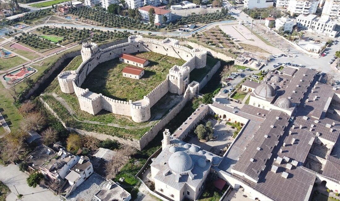 Hatay'ın Payas ilçesinde Mimar Sinan tarafından 1574 yılında yaptırılan ve