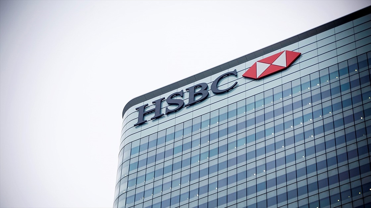 İngiltere'nin en büyük bankalarından HSBC'nin geçen yılki vergi öncesi karı,