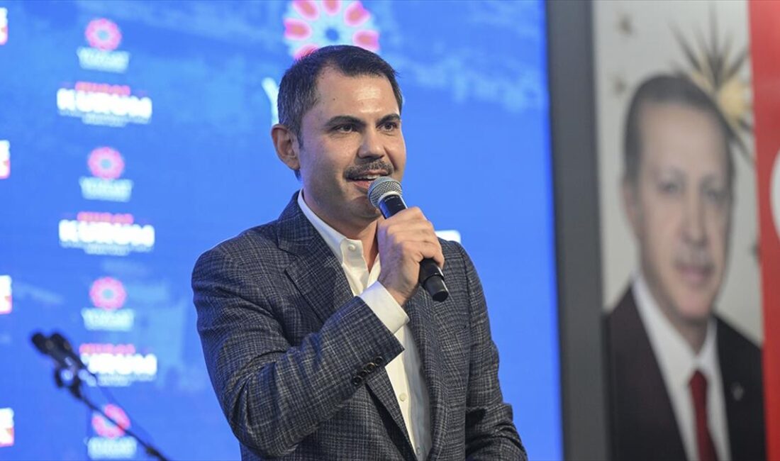 Cumhur İttifakı'nın İstanbul Büyükşehir Belediye (İBB) Başkan adayı Murat Kurum,