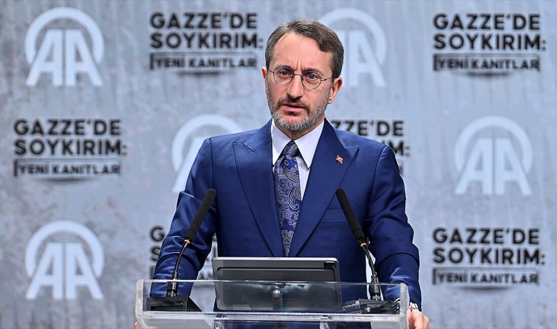 İletişim Başkanı Altun: İsrail'in dezenformasyon kampanyalarına karşı da duyarsız olmamamız gerekiyor İletişim Başkanı Altun, "Nasıl ki İsrail'in normalleştirmeye çalıştığı vahşiliklerine, barbarlıklarına