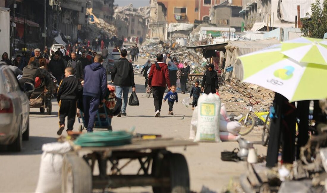 İsrail medyasında, Filistinlilerin Gazze'nin kuzeyine dönüşünün, ateşkes müzakerelerinin önünde hala